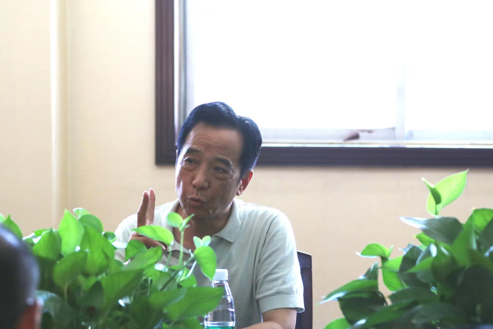公司召開(kāi)半年度經(jīng)營(yíng)工作會(huì)議
